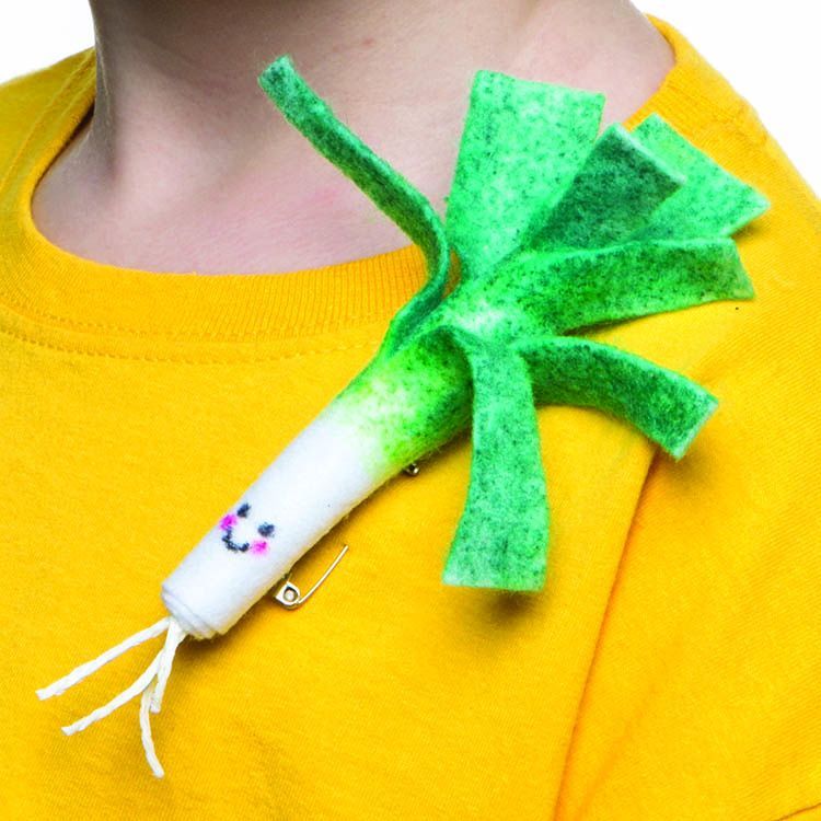 Felt Leek Brooch