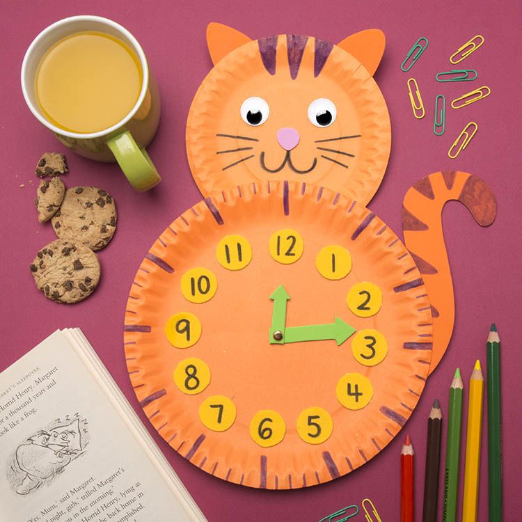 Paper Plate Cat Clock