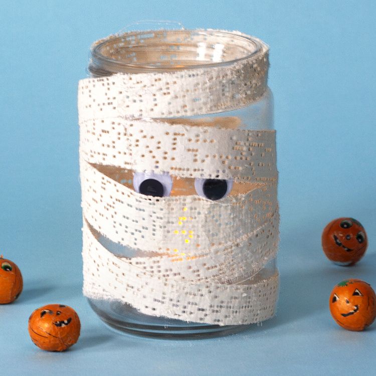 Mummy Lantern