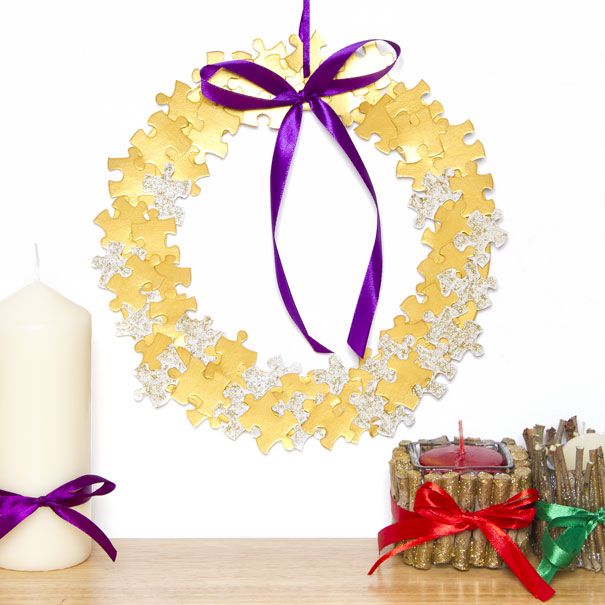 Puzzle Wreath