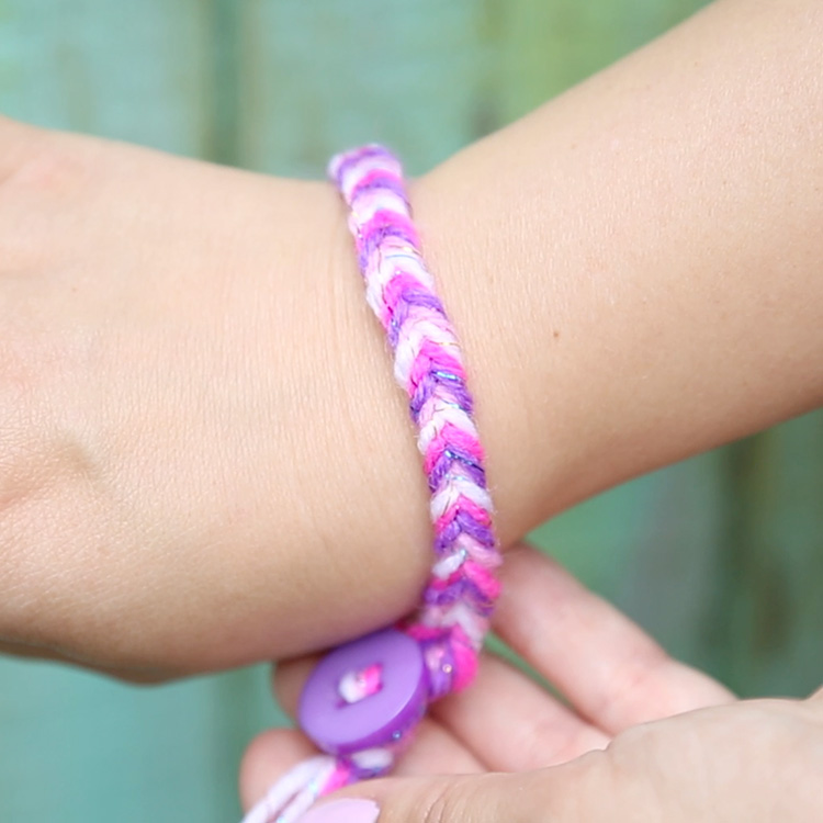 Fishtail Friendship Bracelet