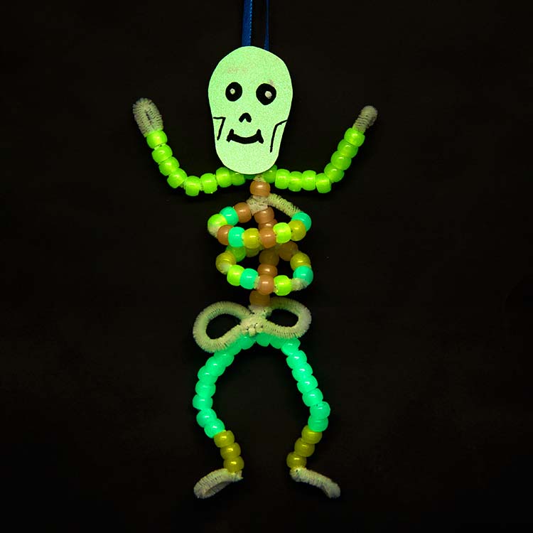 Pipe Cleaner Glow In The Dark Skeleton