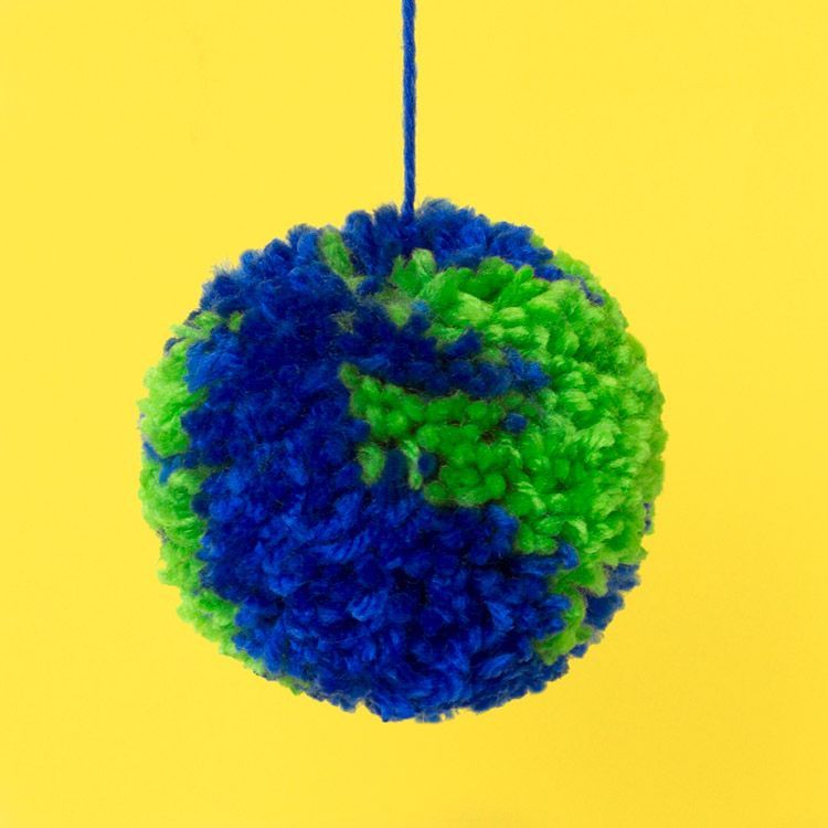 Earth Pom Pom