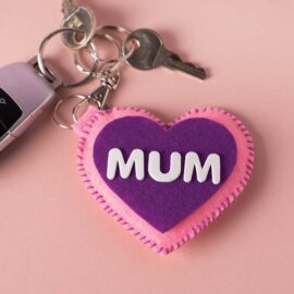 Mum Heart Keyring