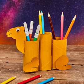 Camel Pencil Pot