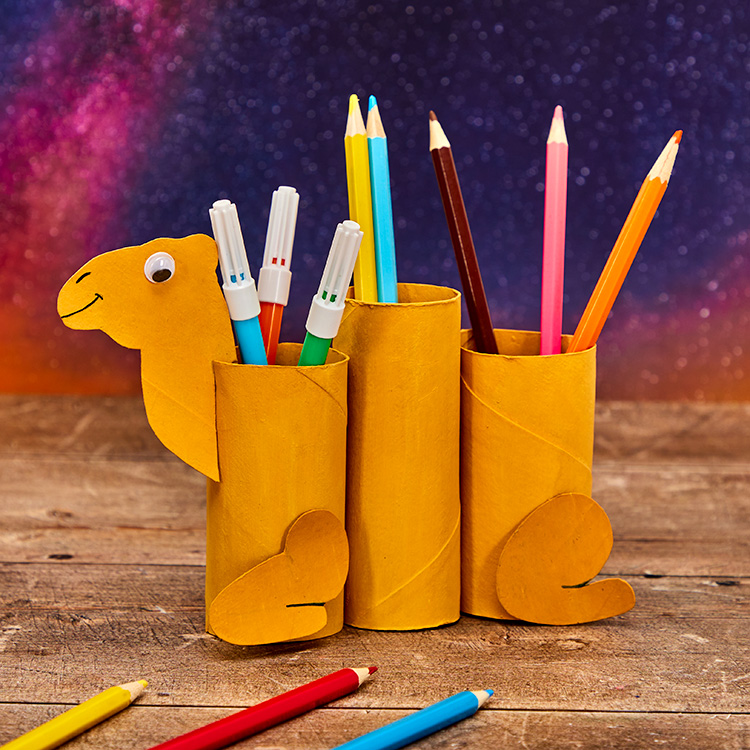 Camel Pencil Pot