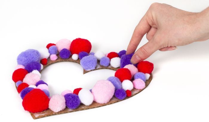 Pom Pom Heart Wreath
