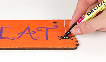 Trick or Treat Sign