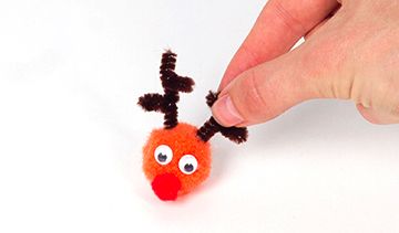 Pipe Cleaner Reindeer