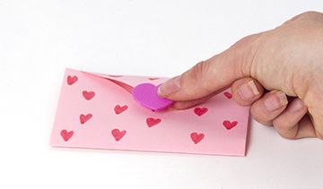 Folding Heart Envelope