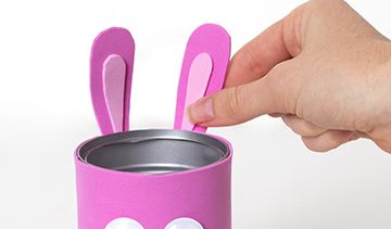 Bunny Pen Pot